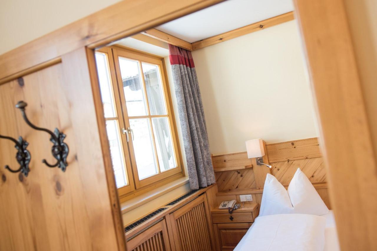 Hotel Garni Haus Tyrol Obertauern Bagian luar foto