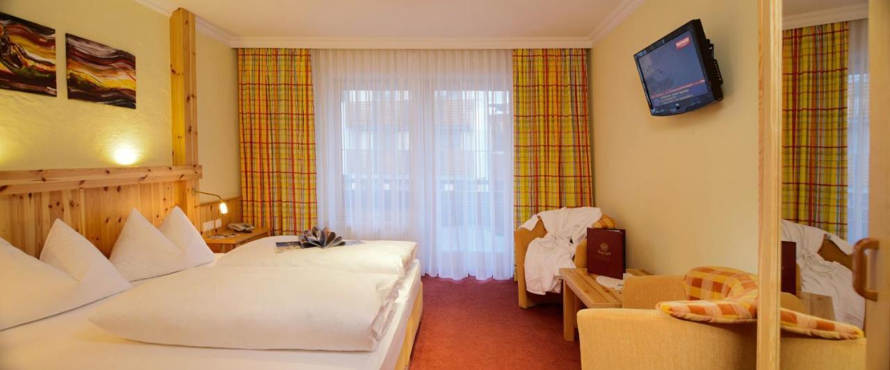 Hotel Garni Haus Tyrol Obertauern Bagian luar foto
