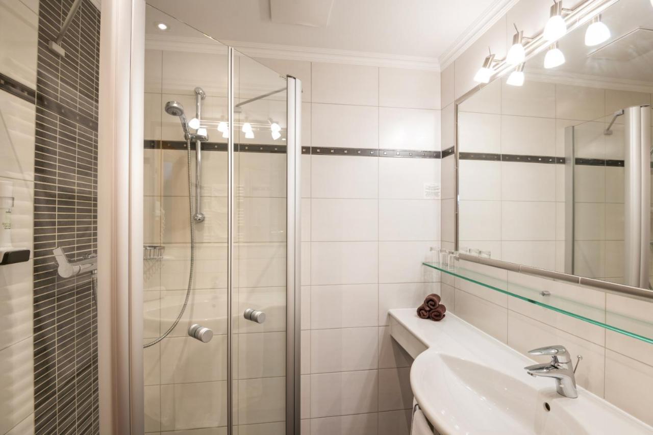 Hotel Garni Haus Tyrol Obertauern Bagian luar foto