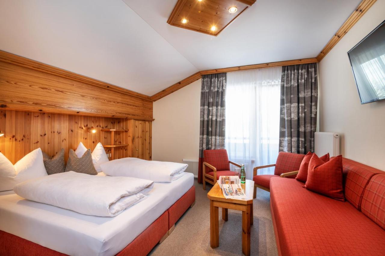 Hotel Garni Haus Tyrol Obertauern Bagian luar foto